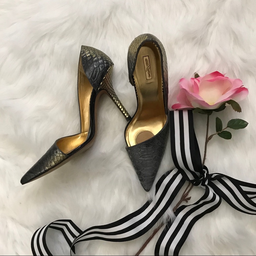 Report Signature Pumps